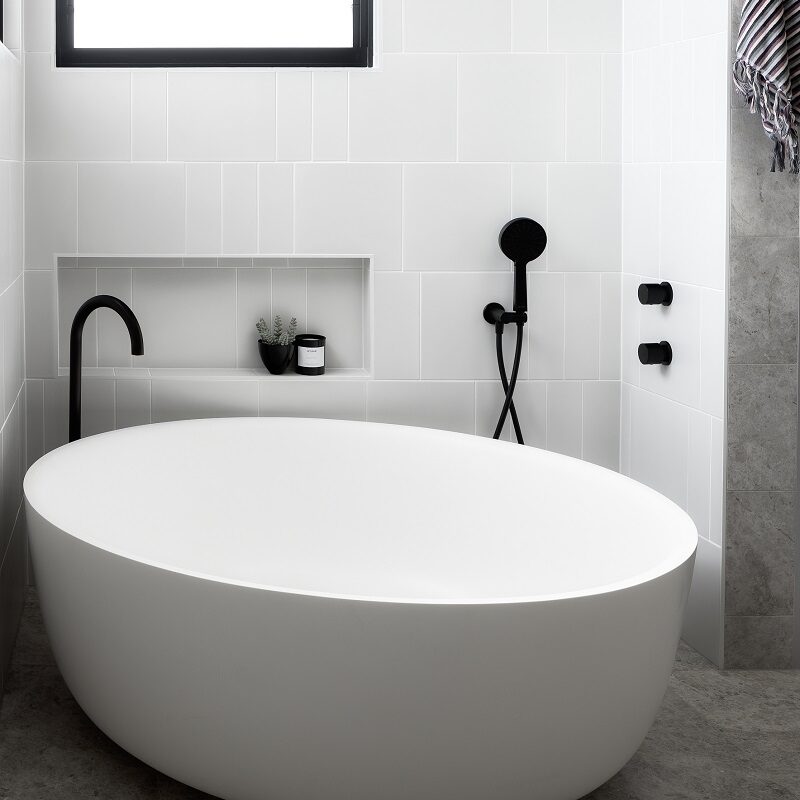 Bathtub Buying Guide for Your Ideal Soak Experience