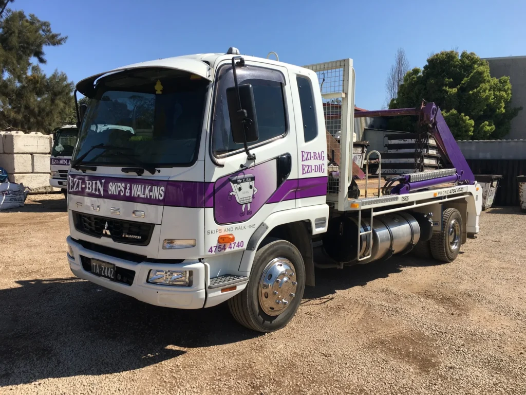 Skip Bags vs Skip Bins: Choosing the Right Waste Solution